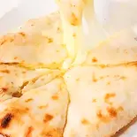 チーズナン Cheese Naan(Asian Dining Meat De 志村坂上)