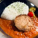 手作りハンバーグトマトカレー(トマトカレーとワインのお店sept)