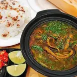 うなぎスプ(súp lươn nghệ an ) ăn kèm bánh mướt（SHINSEKAIYAKINIKU）