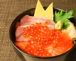 はまち・サーモン丼 いくらぶっかけ（海鮮丼 近衛 Powered by 杉玉 京阪守口市駅）