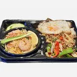 ガパオ+パッタイセット・กะเพรา+ผัดไทยเซ็ท（Bangkok77）