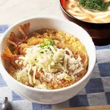ふわっ♪プリっ♪とろ～り♪チーズ海老フライとじ丼(3本)と選べるミニ讃岐うどんセット（丼ぶりとうどん つるや 東葛西店）