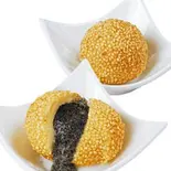 黒ゴマ団子(2個)（陳餐閣 飲茶＆カフェ）