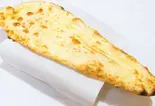 ガーリックナン(Garlic Naan)（KHUKURI）