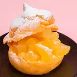 焼きパインシュークリーム（ぴらにやカフェ）