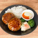 【単品】ダブルとろーり温玉のハンバーグDouble hamburger steak with hot egg(without rice)(ハンバーグ専門店 | おかわりハンバーグ 新御茶ノ水駅前店)
