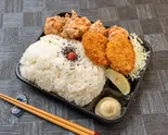 1キロからあげ＆ヒレカツ弁当（【メガ盛り‼】1キロ弁当工房 肉MAX！！ 菊水店）