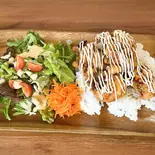 塩麹からあげ丼（【自家製・なるだけ無添加】LOCAL ローカル）