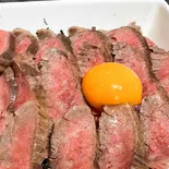 伊江島牛ステーキ丼（Lupin）
