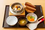 とり釜めし Chicken Rice Hot Pot(釜めし華)