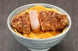 相性抜群！ソース焼きかつ丼〜ロース〜（焼きかつ丼 勝吉 西新店）