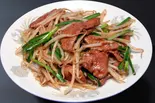 ニラレバ炒め（蓬莱春飯店 本店）