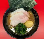 特製らーめん（横浜家系ラーメン 武虎家 暁 仙川店）