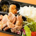 からあげ弁当（ダイニング居酒屋 神戸 鶏バル Daining Izakaya Kobe Toribaru）