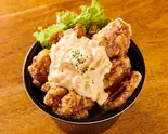 鶏もも唐揚げ チキン南蛮風 自家製タルタルソース 5個（居酒屋日本一の唐揚げ専門 えんまる 本八幡店）