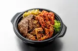 欲張り3種カルビ丼(牛カルビ、テジカルビ、タッカルビ)（南大門ポチャ）