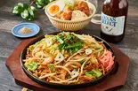 たっぷり野菜焼そば&選べるミニ丼セット(国産牛ホルモン焼きそば ホルそば亭 蕨中央)