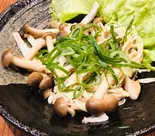 きのこ2種盛のぽん酢がけ(餃子工房 ちびすけ 阿倍野橋店)