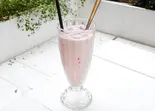 【ストS】ストロベリーシェイク Strawberry Shake（BurgerMania白金店）