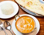 バターチキンカレーライス又はナン付 Butter Chicken Curry with Rice or Naan(NAN STATION CAFE&TERRACE)