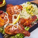 タンドリーチキン ハーフ Tandoori Chicken (Half)(アラーヴァリーインドカレーレストラン&バー)