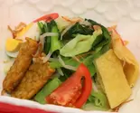 インドネシアの温野菜サラダ～ガドガド～ INDONESIAN VEGETABLE SALAD WITH PEANUTS SAUCE（エスニック専門店 Asian Cafe ＆ Diner Vivid Ajia）