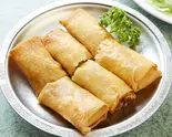 自家製春巻き3ケ Homemade Spring Rolls (3 Pieces)(中国料理 百番)