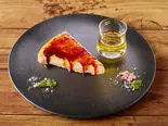 厳選したEXオリーブオイルとピンクソルトのNYチーズケーキ（ブリュレチーズケーキ～Bru-chee～ 雑色店）