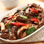 牛肉のオイスターソース炒め (蚝油牛肉)(広東料理 港味)
