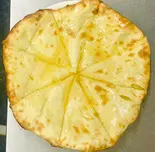 ハニーチーズナン honey cheese naan(ザ・コックハウス INDIAN RESTAURANT THE COOK HOUSE)
