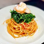 エビとほうれん草のトマトパスタ（トマトパスタ専門店 ギオット）