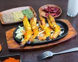 エビ・タンドール焼き Shrimp Baked in a Tandoor Oven（インドネパールレストランデビ）