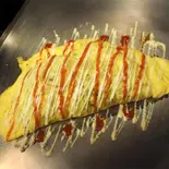 オム豚そば（お好み焼きくる）