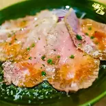 肉肉しいっローストビーフ 特製ソース付 ノーマルサイズ(4枚)（FRANKY）