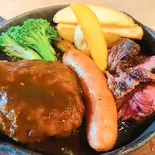 ★写真はオプション追加後の写真です★ミックスグリル（【メガ盛り弁当！！】洋食店 エクストラバガンザ 大名店）