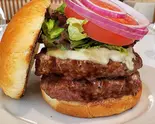 37クラシック ブルーチーズハンバーガー300gダブル（37BURGER 中野新橋店）
