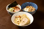 辛つけめん(三種チャーシュー入り)と替えつけセット（つけめんさなだ 千住本店）