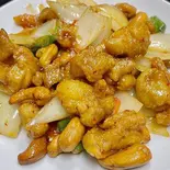 鶏肉とカシューナッツ炒め（興安園）