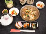 牛ホルモン炒め定食（こだわりや隠れ家）