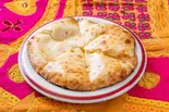 チーズナン Cheese Nan（インド.ネパール料理 PATIYALA PALACE）