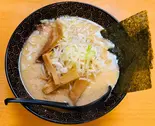 豚骨醤油ラーメン(ラーメン赤豚)