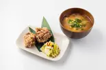 おかずセット(鶏の唐揚げ)（むすびや くまさん）