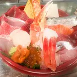 海鮮たっぷり贅沢丼(鮨まるひろ)