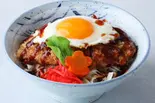 ソースメンチ丼並盛り（食事処さくら）
