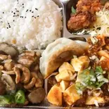 鶏肉とカシューナッツ炒め弁当（味府 中華居酒屋）