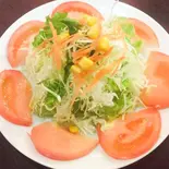 トマトサラダ/Tomato Salad（インドネパールレストランカリスマ神戸湊川店）