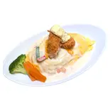シーフードオムライス(ホワイトソース)広島産大粒カキフライのせ（【menu限定価格商品あり】カリーWEST百名店2020 いずみバーグ 御幣島店）