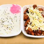チーズヤンニョムチキン弁当(1キロ弁当)（まんぞく弁当 麻生店）