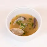 具だくさんのあさり汁（鮨處八千代 飯田橋店）