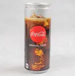 コカ・コーラ (缶/250ml)（大阪堀江カレー クローバー）